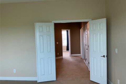 Townhouse in Seminole, Florida 3 bedrooms, 193.98 sq.m. № 2294715 - photo 21
