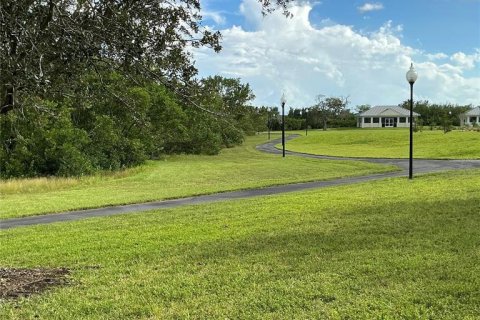 Townhouse in Seminole, Florida 3 bedrooms, 193.98 sq.m. № 2294715 - photo 30