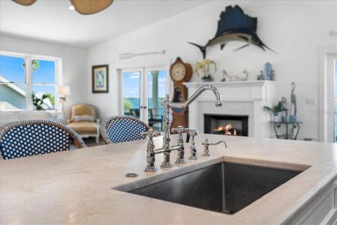 Casa en venta en Saint Pete Beach, Florida, 4 dormitorios, 275.36 m2 № 1899658 - foto 14