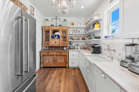 Casa en venta en Saint Pete Beach, Florida, 4 dormitorios, 275.36 m2 № 1899658 - foto 17