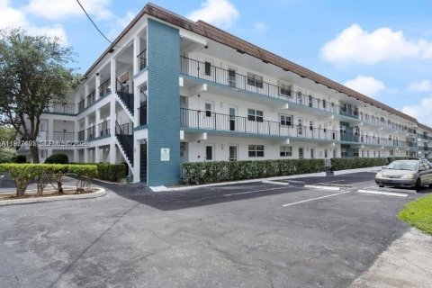 Condominio en venta en Lauderdale-by-the-Sea, Florida, 2 dormitorios, 92.9 m2 № 2044420 - foto 7