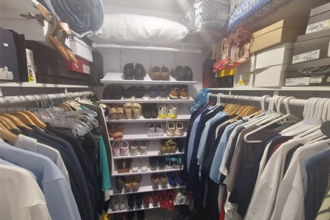 Condominio en venta en Lauderdale-by-the-Sea, Florida, 2 dormitorios, 92.9 m2 № 2044420 - foto 24