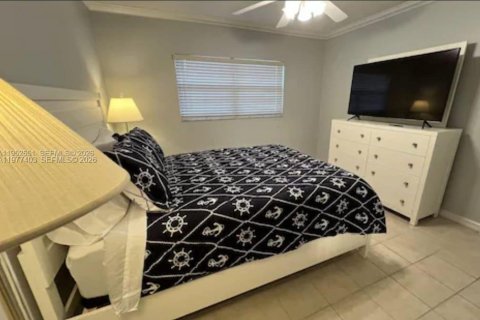 Condominio en venta en Lauderdale-by-the-Sea, Florida, 2 dormitorios, 92.9 m2 № 2044420 - foto 29