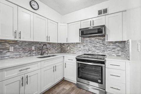 Condo in Boca Raton, Florida, 2 bedrooms  № 2246145