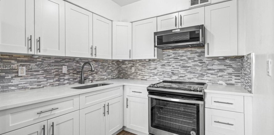 Condo in Boca Raton, Florida, 2 bedrooms  № 2246145