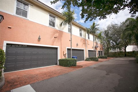 Adosado en alquiler en Miramar, Florida, 3 dormitorios, 151.24 m2 № 2050686 - foto 2