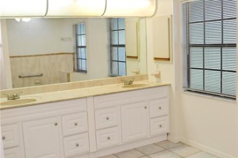 Casa en venta en Port Charlotte, Florida, 3 dormitorios, 192.31 m2 № 1911185 - foto 17