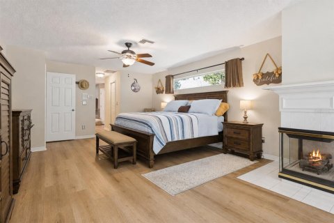 Casa en venta en Leesburg, Florida, 3 dormitorios, 229.38 m2 № 2320882 - foto 22