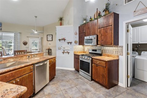 Casa en venta en Leesburg, Florida, 3 dormitorios, 229.38 m2 № 2320882 - foto 13