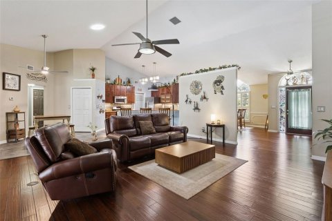 Casa en venta en Leesburg, Florida, 3 dormitorios, 229.38 m2 № 2320882 - foto 7