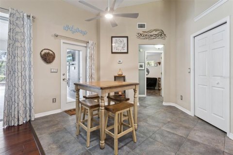 Casa en venta en Leesburg, Florida, 3 dormitorios, 229.38 m2 № 2320882 - foto 18