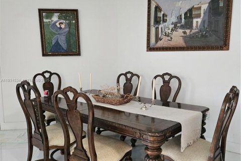 Condominio en alquiler en Aventura, Florida, 1 dormitorio, 115.01 m2 № 1990314 - foto 3