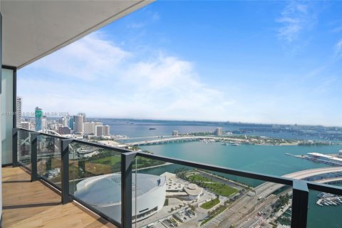 Condo in Miami, Florida, 1 bedroom  № 1943882 - photo 6