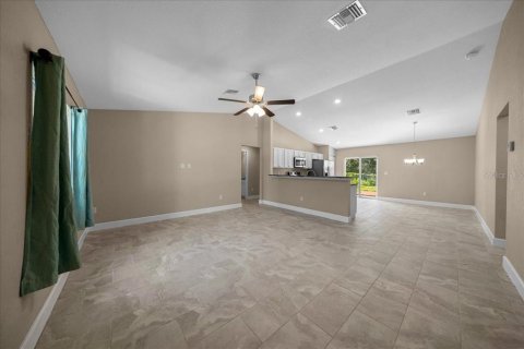Casa en venta en Ocala, Florida, 3 dormitorios, 121.14 m2 № 2342417 - foto 5