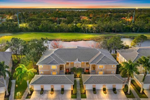 Condo in Bradenton, Florida, 3 bedrooms  № 2108246