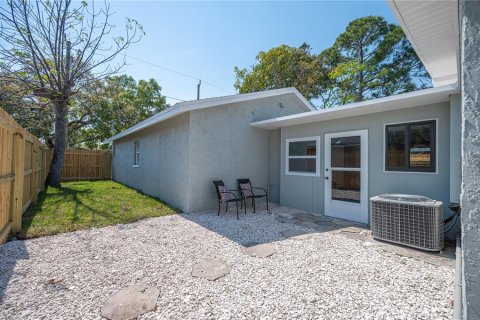 Casa en venta en Saint Petersburg, Florida, 4 dormitorios, 159.98 m2 № 1541796 - foto 26