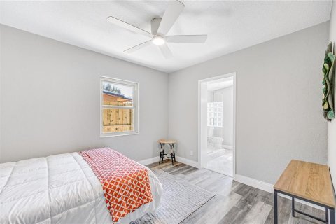 Casa en venta en Saint Petersburg, Florida, 4 dormitorios, 159.98 m2 № 1541796 - foto 15