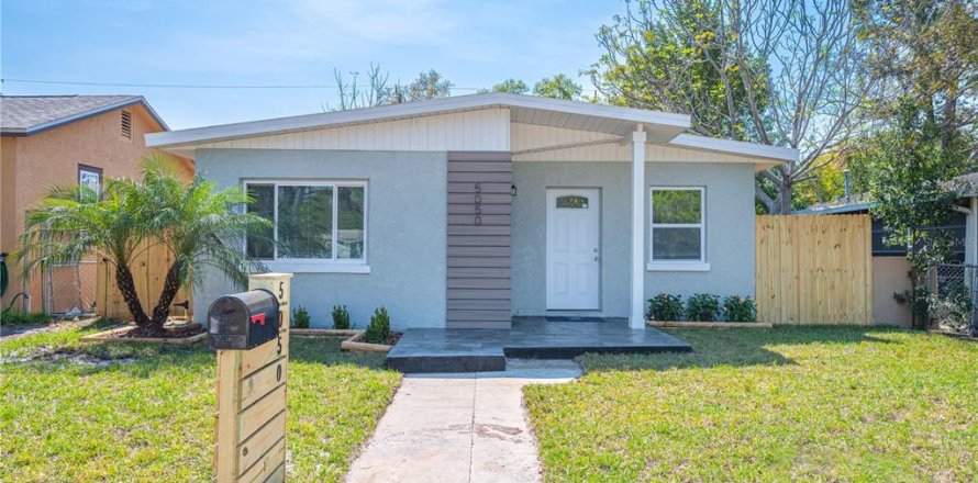Casa en Saint Petersburg, Florida 4 dormitorios, 159.98 m2 № 1541796