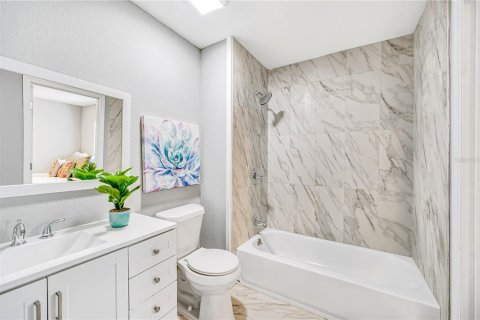 Casa en venta en Saint Petersburg, Florida, 4 dormitorios, 159.98 m2 № 1541796 - foto 23