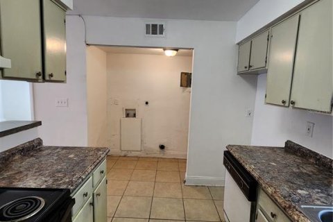 Appartement à louer à Gainesville, Floride: 2 chambres, 167.22 m2 № 1789332 - photo 16