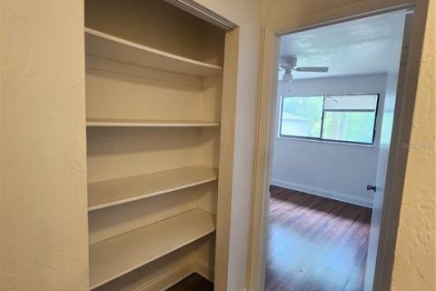 Appartement à louer à Gainesville, Floride: 2 chambres, 167.22 m2 № 1789332 - photo 20