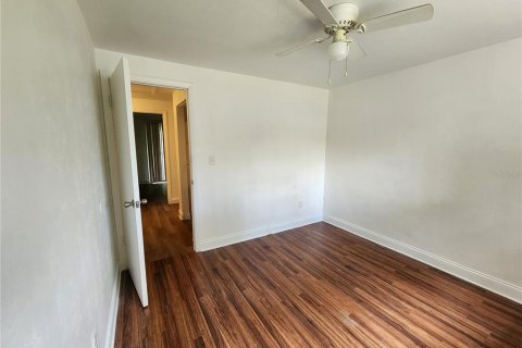 Appartement à louer à Gainesville, Floride: 2 chambres, 167.22 m2 № 1789332 - photo 24