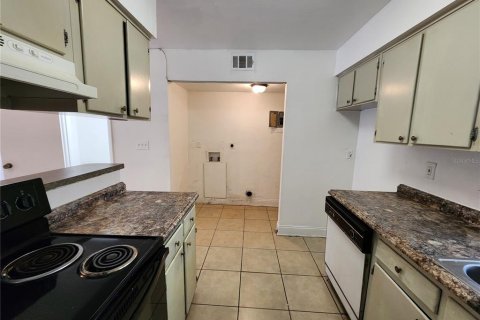 Appartement à louer à Gainesville, Floride: 2 chambres, 167.22 m2 № 1789332 - photo 15