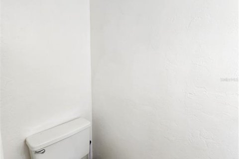 Appartement à louer à Gainesville, Floride: 2 chambres, 167.22 m2 № 1789332 - photo 10