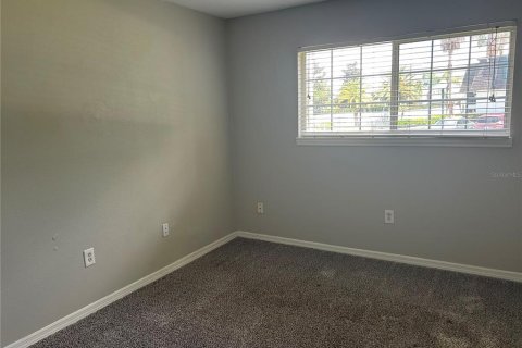 Condo in Winter Park, Florida, 2 bedrooms  № 2208749 - photo 13