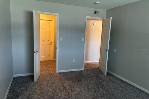Condo in Winter Park, Florida, 2 bedrooms  № 2208749 - photo 14