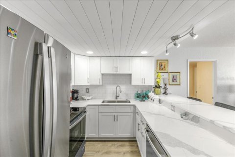 Copropriété à louer à Daytona Beach, Floride: 3 chambres, 135.45 m2 № 2101317 - photo 6