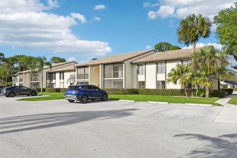 Copropriété à vendre à Palm City, Floride: 2 chambres, 103.21 m2 № 2101266 - photo 11