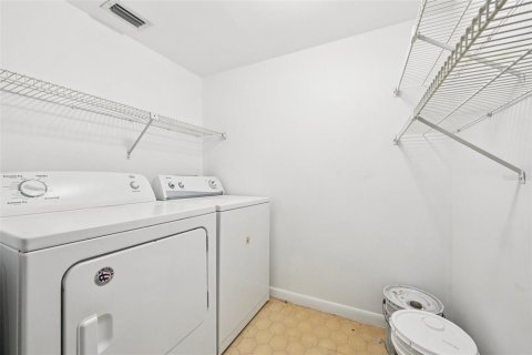 Copropriété à vendre à Palm City, Floride: 2 chambres, 103.21 m2 № 2101266 - photo 27