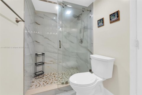 Condominio en venta en Hollywood, Florida, 2 dormitorios, 145.86 m2 № 1360227 - foto 24