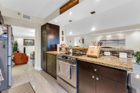 Condominio en venta en Hollywood, Florida, 2 dormitorios, 145.86 m2 № 1360227 - foto 12