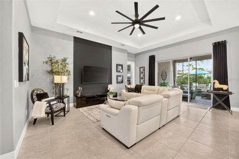 House in Ocala, Florida 2 bedrooms, 196.02 sq.m. № 2398322 - photo 13