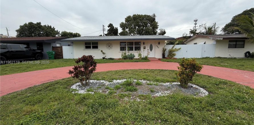 Villa ou maison à Pembroke Pines, Floride 2 chambres, 85.47 m2 № 2024822
