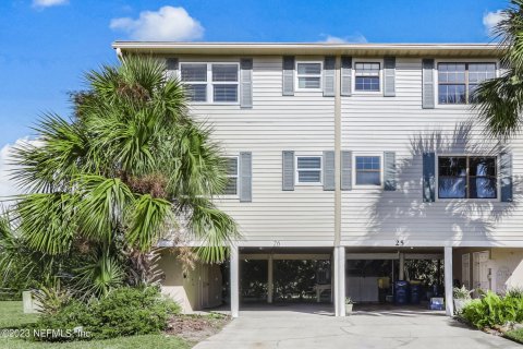 Villa ou maison à louer à Fernandina Beach, Floride: 2 chambres, 106.84 m2 № 859573 - photo 1