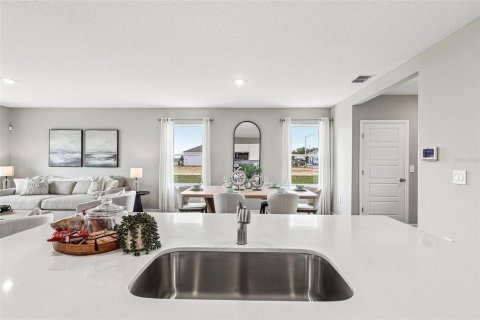 Villa ou maison à vendre à Haines City, Floride: 5 chambres, 227.33 m2 № 2216771 - photo 13