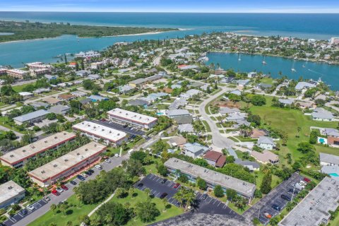 Condo in St. Lucie, Florida, 2 bedrooms  № 2245886