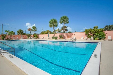 Condominio en venta en St. Lucie, Florida, 2 dormitorios, 101.45 m2 № 2245886 - foto 12