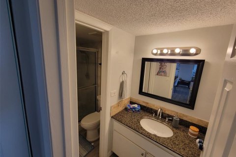 Condominio en alquiler en Bradenton, Florida, 2 dormitorios, 87.33 m2 № 2284199 - foto 21