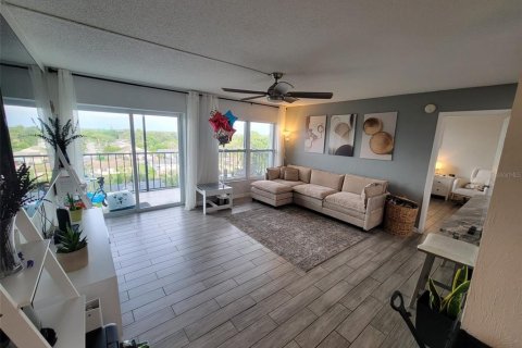 Condominio en alquiler en Bradenton, Florida, 2 dormitorios, 87.33 m2 № 2284199 - foto 14