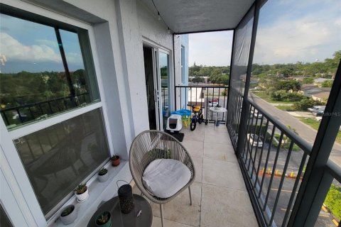 Condominio en alquiler en Bradenton, Florida, 2 dormitorios, 87.33 m2 № 2284199 - foto 27