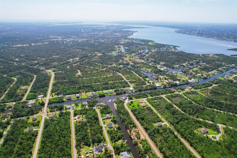 Land in Port Charlotte, Florida № 1560185 - photo 5
