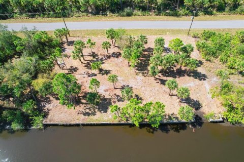 Land in Port Charlotte, Florida № 1560185 - photo 9