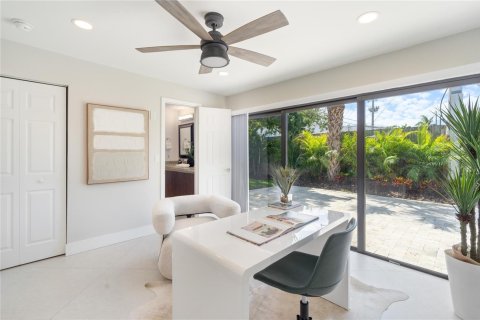 Villa ou maison à vendre à Fort Lauderdale, Floride: 5 chambres, 212.65 m2 № 2300359 - photo 17