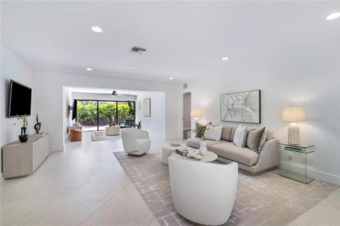 Villa ou maison à vendre à Fort Lauderdale, Floride: 5 chambres, 212.65 m2 № 2300359 - photo 4