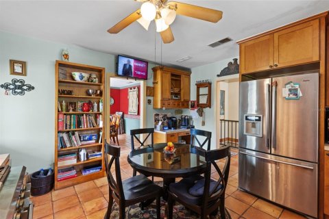 House in Lake City, Florida 4 bedrooms, 285.67 sq.m. № 1759780 - photo 9