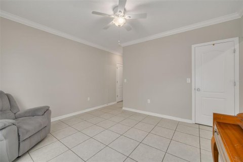 House in Spring Hill, Florida 5 bedrooms, 279.08 sq.m. № 2157775 - photo 16